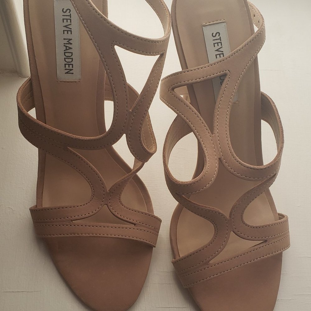High heel sandals